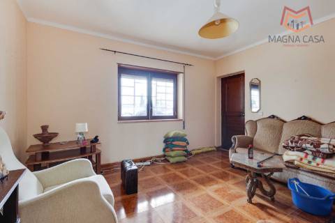 Moradia triplex em Propriedade Total - São Domingos de Rana, Cascais