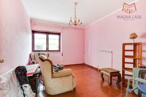 Moradia triplex em Propriedade Total - São Domingos de Rana, Cascais