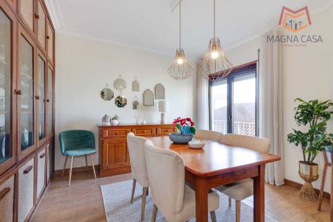 Moradia triplex em Propriedade Total - São Domingos de Rana, Cascais