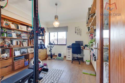 Moradia triplex em Propriedade Total - São Domingos de Rana, Cascais