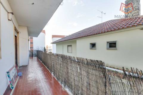 Moradia triplex em Propriedade Total - São Domingos de Rana, Cascais