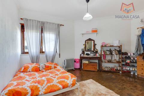 Moradia triplex em Propriedade Total - São Domingos de Rana, Cascais