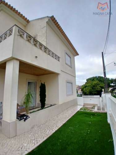 Moradia isolada, Charneca Caparica, Almada