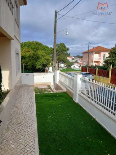 Moradia isolada, Charneca Caparica, Almada