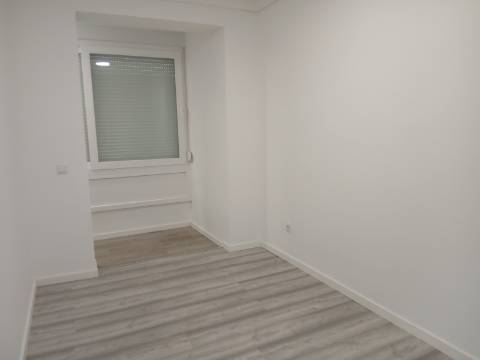 T1, Junto Jardim Constantino, Arroios, Lisboa