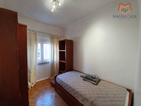 T2+1 Moscavide, Loures