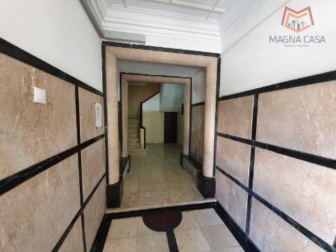 T2+1 Moscavide, Loures