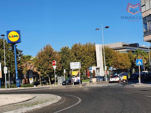 T2+1 Moscavide, Loures