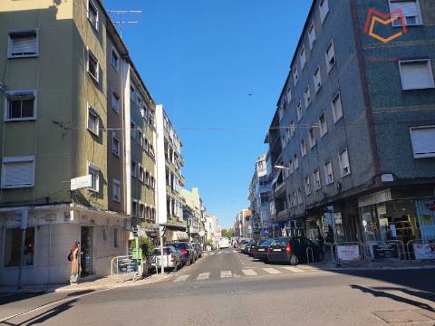 T2+1 Moscavide, Loures