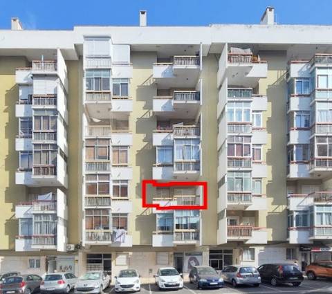 Oportunidade de apartamento com 3 assoalhadas em OEIRAS