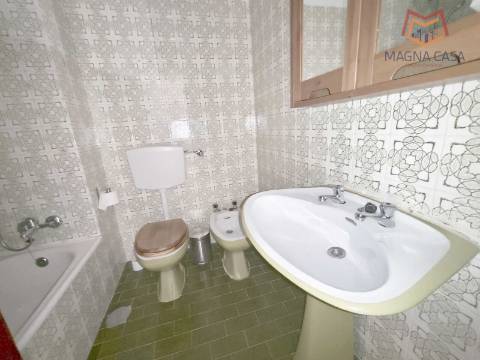 Apartamento T2 para arrendar na Quinta do Marquês em Oeiras