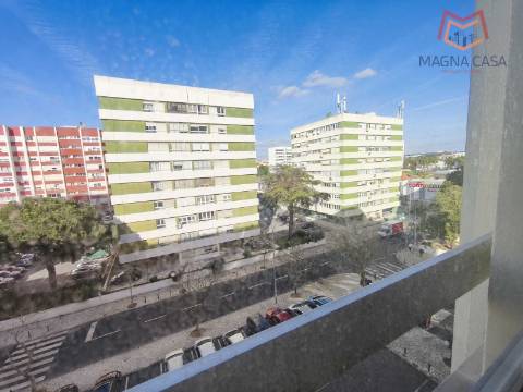 Apartamento T2 para arrendar na Quinta do Marquês em Oeiras