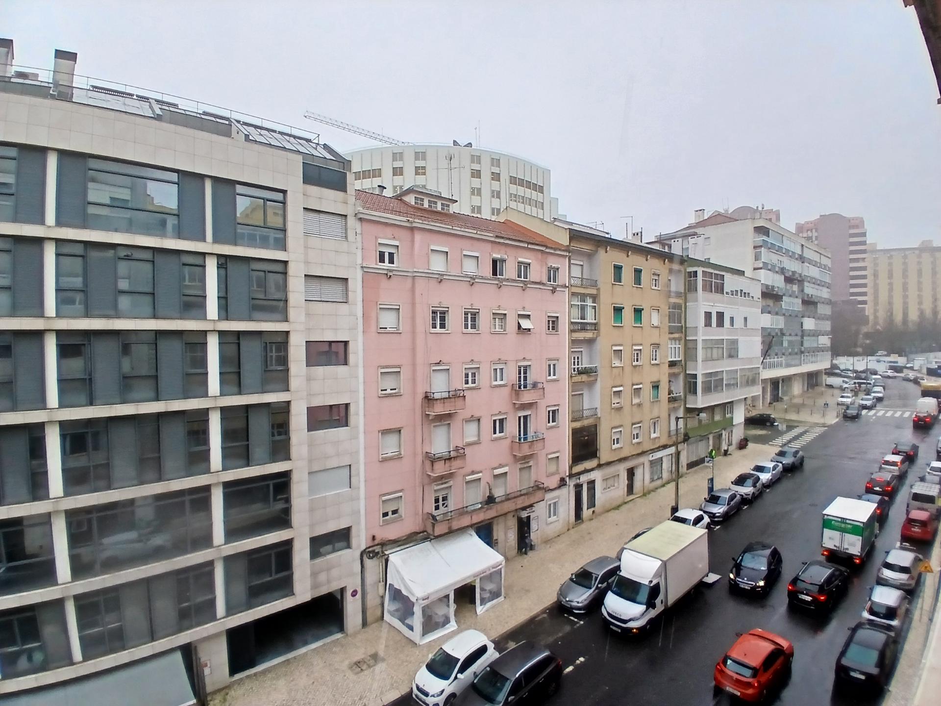 T3 Avenidas Novas, Lisboa