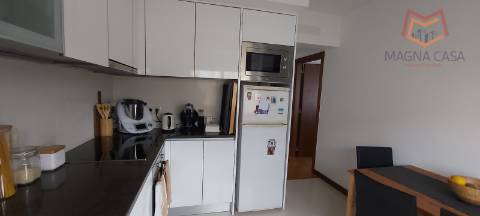 Apartamento T1 remodelado no Areeiro
