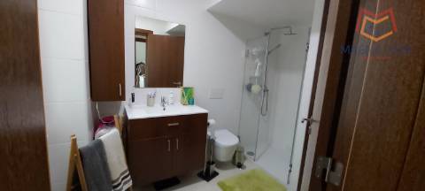 Apartamento T1 remodelado no Areeiro
