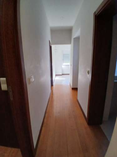 Apartamento T1 remodelado no Areeiro