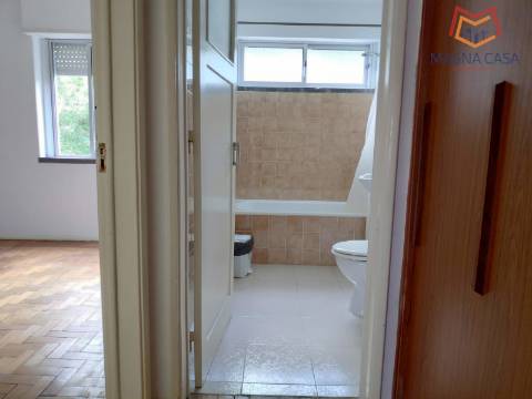 Apartamento T4 no Alto da Barra em Oeiras