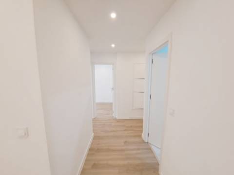 Apartamento T2 com elevador para venda em Odivelas - Lisboa