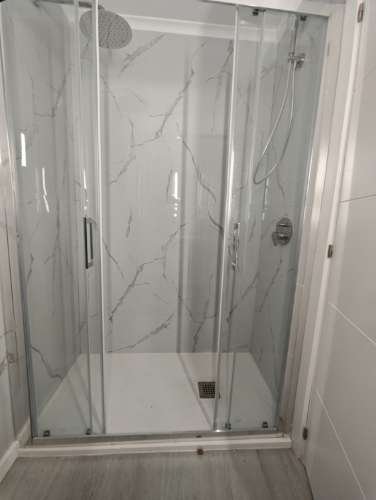 Oportunidade em Benfica! Apartamento T2 Remodelado pronto a habitar, localizado na Rua Actriz Maria Matos