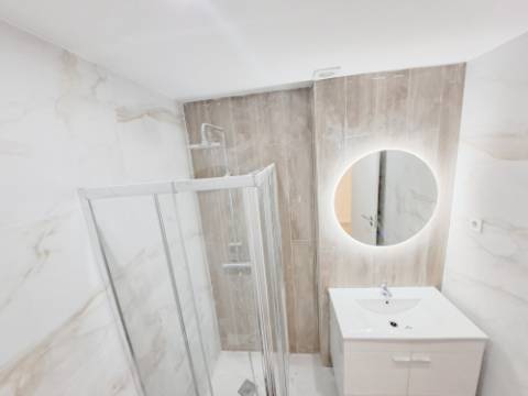 Apartamento T2 com pátio para venda em Algueirão-Mem Martins - Sintra - Lisboa