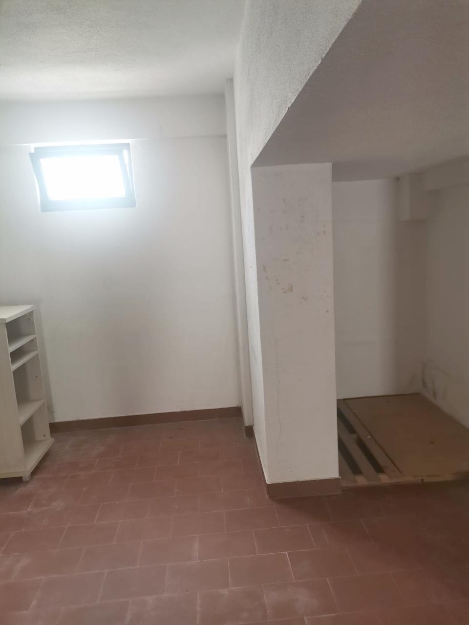 Garagem Box Exterior no Cacém para venda