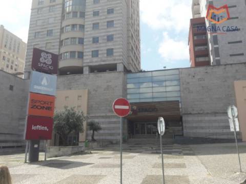 T2 Spacio Shopping Olivais, Lisboa