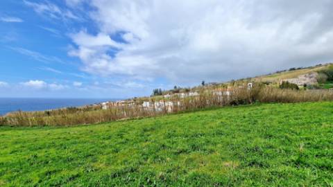 VENDA de PRÉDIO/TERRENO RÚSTICO - Feteiras, Ponta Delgada, Ilha de São Miguel, Açores
