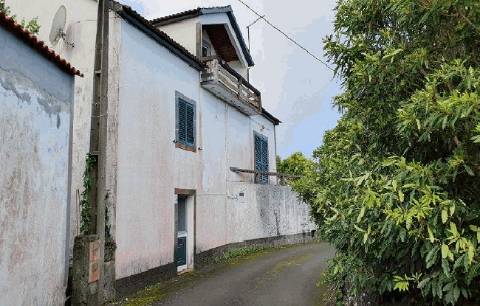 MORADIA para VENDA com quintal - Santo António, São Roque do Pico, Ilha do Pico, Açores