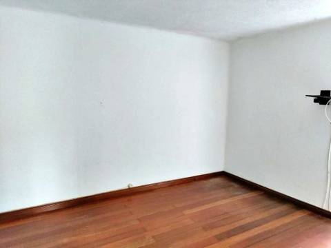 MORADIA para VENDA com quintal - Santo António, São Roque do Pico, Ilha do Pico, Açores