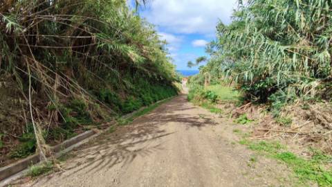 VENDA de AMPLO TERRENO RÚSTICO - Ajuda da Bretanha, Ponta Delgada, Ilha de São Miguel, Açores