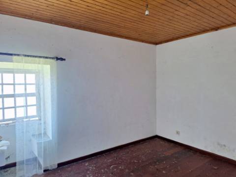 VENDA de CASA - MORADIA com vista mar - São Roque do Pico, Ilha do Pico, Açores