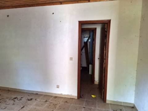 VENDA de CASA - MORADIA com vista mar - São Roque do Pico, Ilha do Pico, Açores