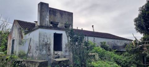 VENDA de CASA - MORADIA para reabilitar - São Bartolomeu de Regatos, Angra do Heroísmo, Ilha Terceira, Açores