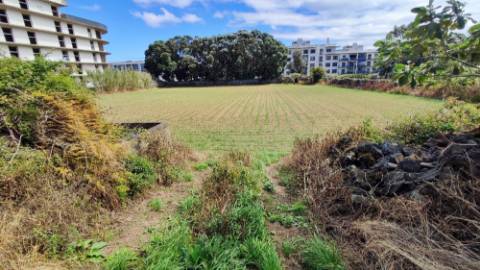 VENDA conjunta de 5 TERRENOS com potencial para construção em Ponta Delgada, Ilha de São Miguel, Açores