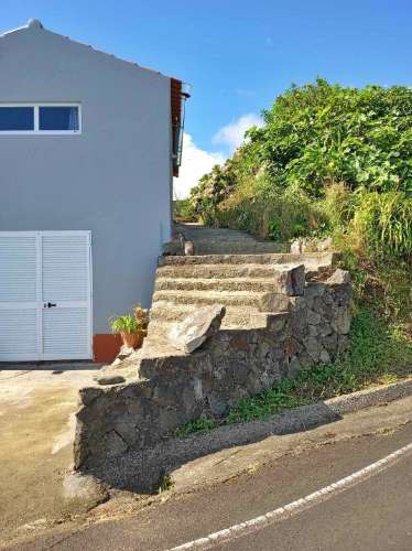 VENDA de MORADIA + Apartamento com vista mar - Cedros, Santa Cruz das Flores, Ilha das Flores, Açores