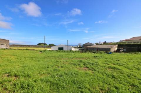 VENDA de AMPLO TERRENO com potencial para Construção - Fajã de Cima, Ponta Delgada, Ilha de São Miguel, Açores