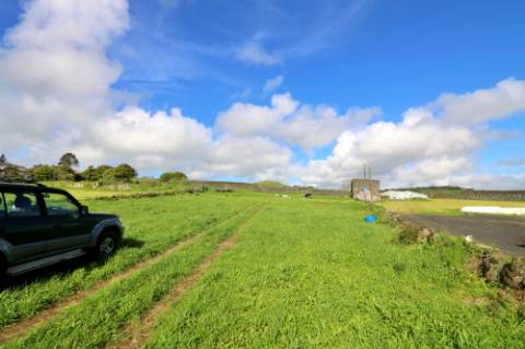 VENDA de AMPLO TERRENO com potencial para Construção - Fajã de Cima, Ponta Delgada, Ilha de São Miguel, Açores