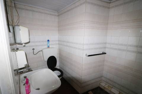 ÁREA COMERCIAL para ARRENDAR - centro da cidade de Ponta Delgada, Ilha de São Miguel, Açores