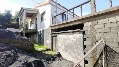VENDA de construção urbana com VISTA MAR - Cedros, Santa Cruz das Flores, Ilha das Flores, Açores