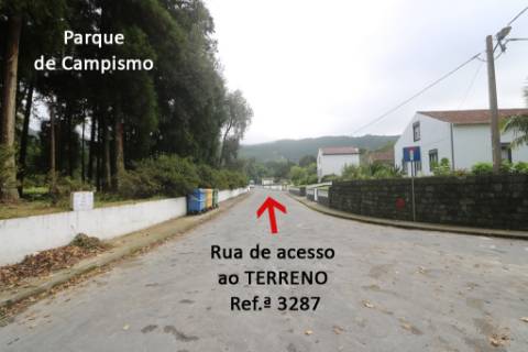 VENDA de AMPLO TERRENO rústico com pastagem e mata - Sete Cidades, Ponta Delgada, Ilha de São Miguel, Açores