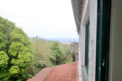 VENDA de CASA - MORADIA com vista mar - Maia, Ribeira Grande, Ilha de São Miguel, Açores