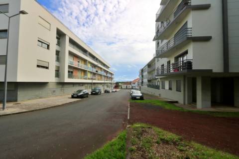 VENDA de TERRENO com potencial para construção - São José, Ponta Delgada, Ilha de São Miguel, Açores