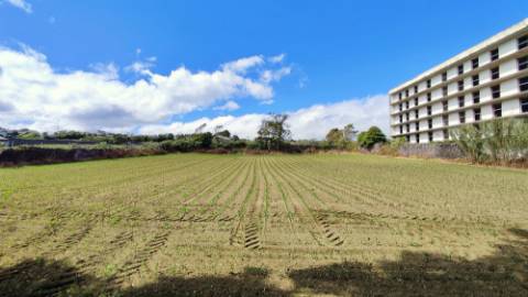VENDA de TERRENO com potencial para construção - São José, Ponta Delgada, Ilha de São Miguel, Açores