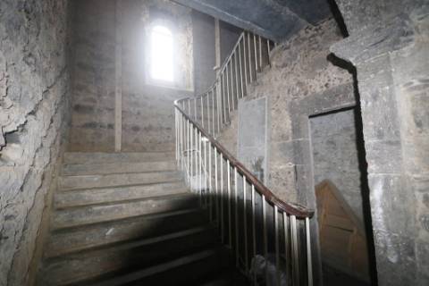 VENDA de AMPLO EDIFÍCIO/PRÉDIO no Centro Histórico de Ponta Delgada (São José), Ilha São Miguel, Açores