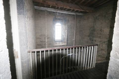 VENDA de AMPLO EDIFÍCIO/PRÉDIO no Centro Histórico de Ponta Delgada (São José), Ilha São Miguel, Açores