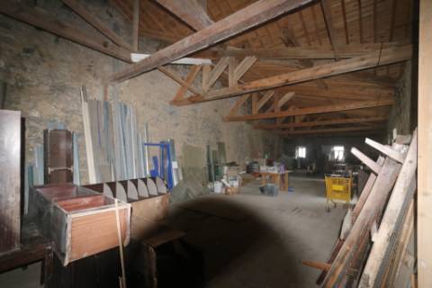 VENDA de AMPLO EDIFÍCIO/PRÉDIO no Centro Histórico de Ponta Delgada (São José), Ilha São Miguel, Açores