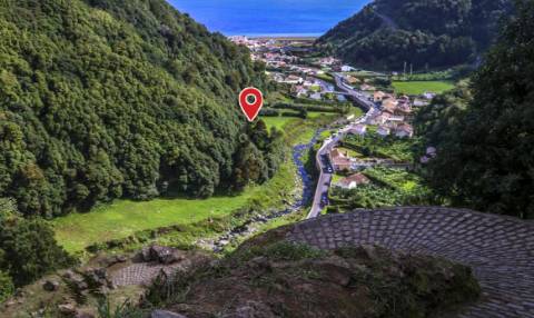 VENDA de AMPLO TERRENO RÚSTICO com mata no Faial da Terra, Povoação, Ilha de São Miguel, Açores