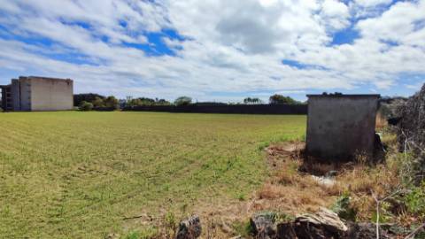 VENDA de TERRENO com potencial para Construção - São José, Ponta Delgada, Ilha de São Miguel, Açores