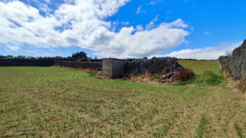 VENDA de TERRENO com potencial para Construção - São José, Ponta Delgada, Ilha de São Miguel, Açores