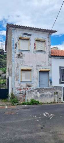 VENDA de CASA - MORADIA para reabilitar - Vila Nova, Praia da Vitória, Ilha Terceira, Açores
